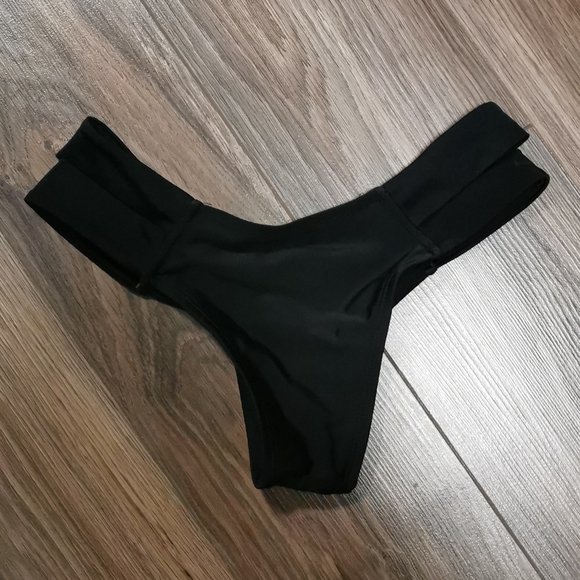 *FREE With Purchase!* Strappy Bikini Bottom, Small / Extra Small - Picture 2 of 3